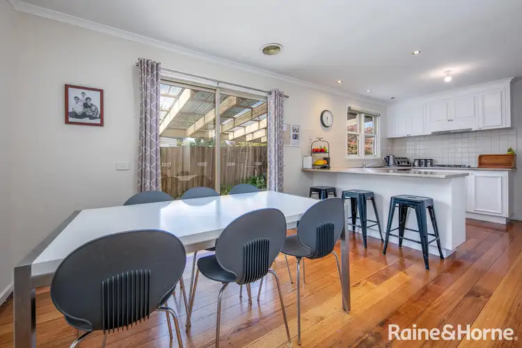 17 Lyell Street, Gisborne VIC 3437