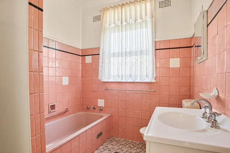 Sixth view of Homely house listing, 35 Beveles Avenue, Unanderra NSW 2526
