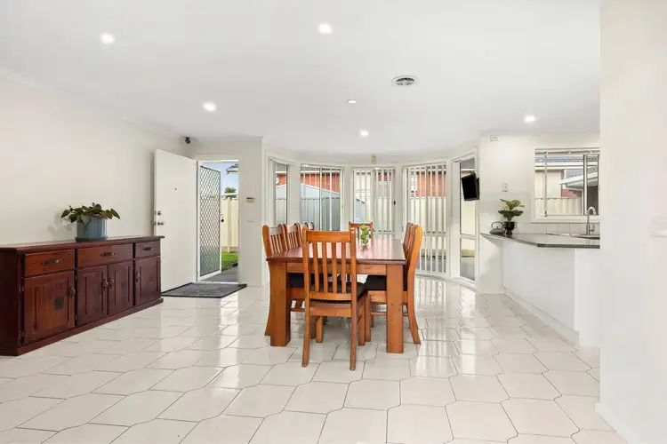 Fifth view of Homely house listing, 28 Catherine Drive, Hillside VIC 3037