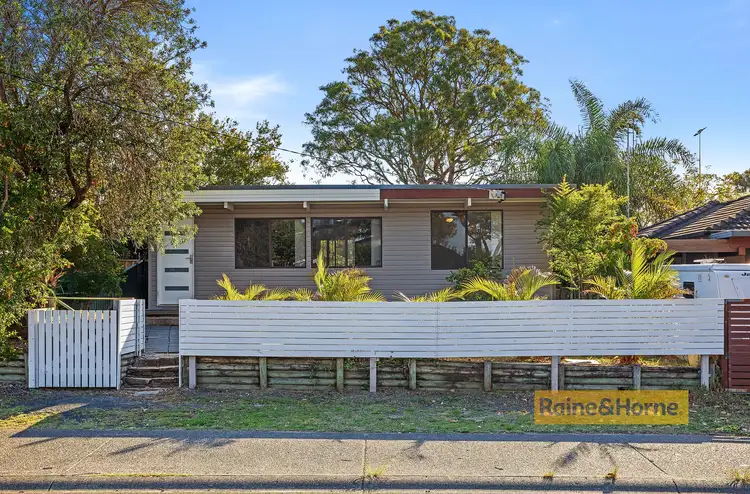 23 Welcome Street, Woy Woy NSW 2256