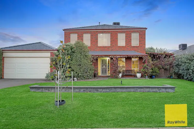 16 Banjo Paterson Circle, Point Cook VIC 3030
