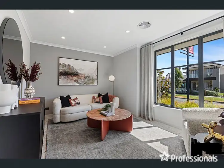 Second view of Homely house listing, 10 Debut Avenue, Tarneit VIC 3029