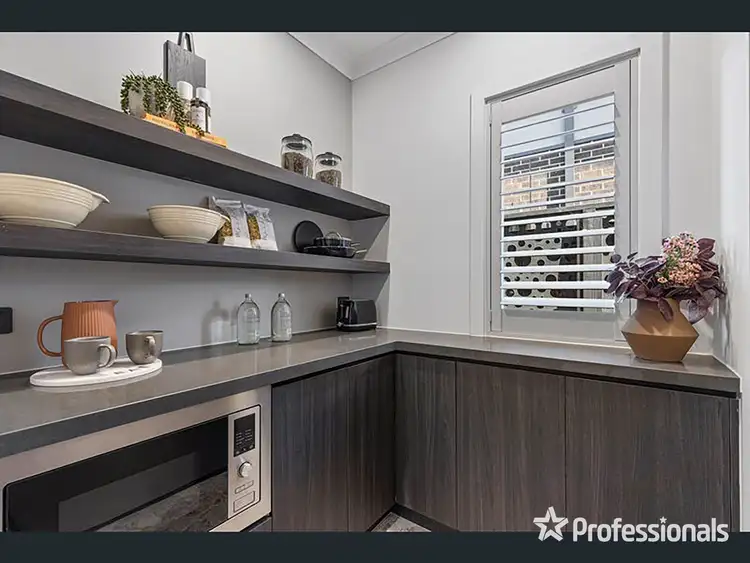 Sixth view of Homely house listing, 10 Debut Avenue, Tarneit VIC 3029