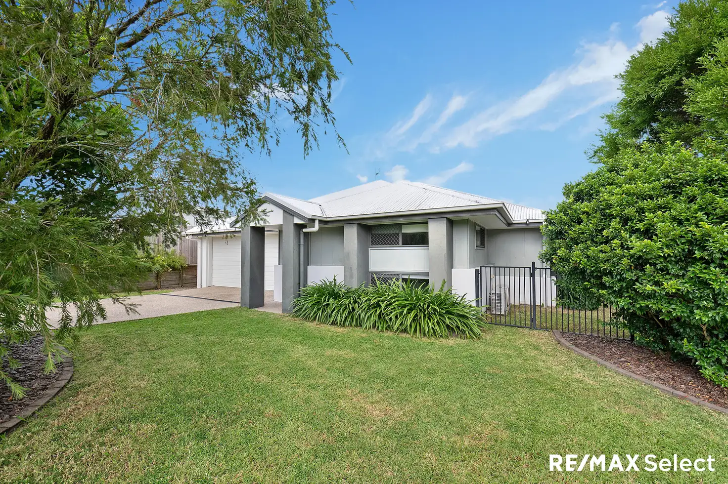 Main view of Homely semi-detached listing, 1/6 Hinze Circuit, Rural View QLD 4740
