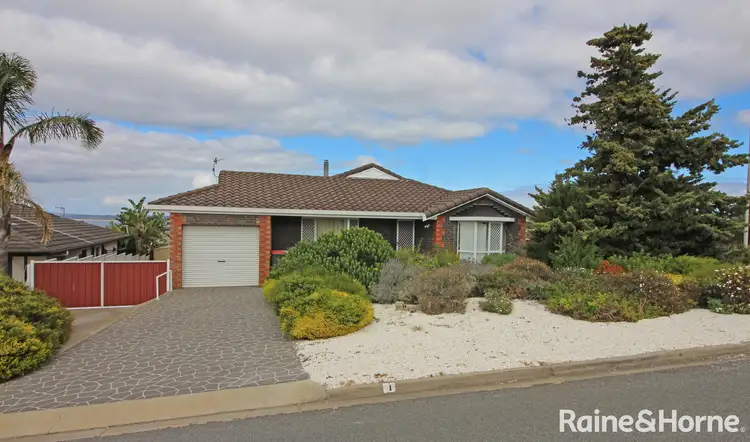 13 Baillie Drive