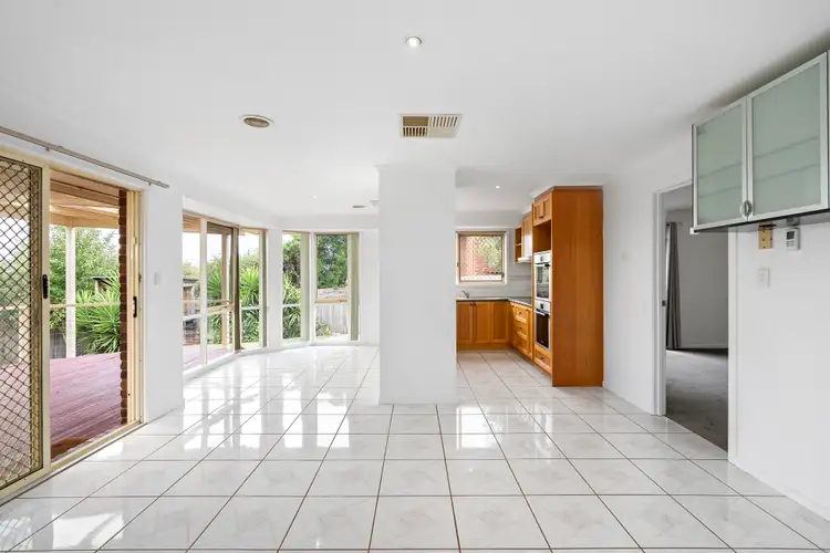 Second view of Homely house listing, 4 Windarra Court, Sunbury VIC 3429