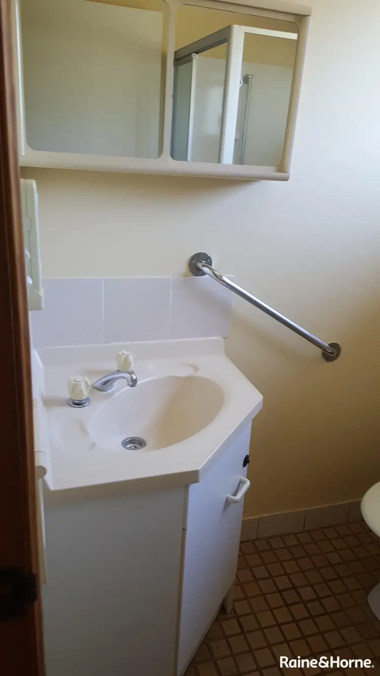 Sixth view of Homely unit listing, 1/88 Walter Road, Kingaroy QLD 4610