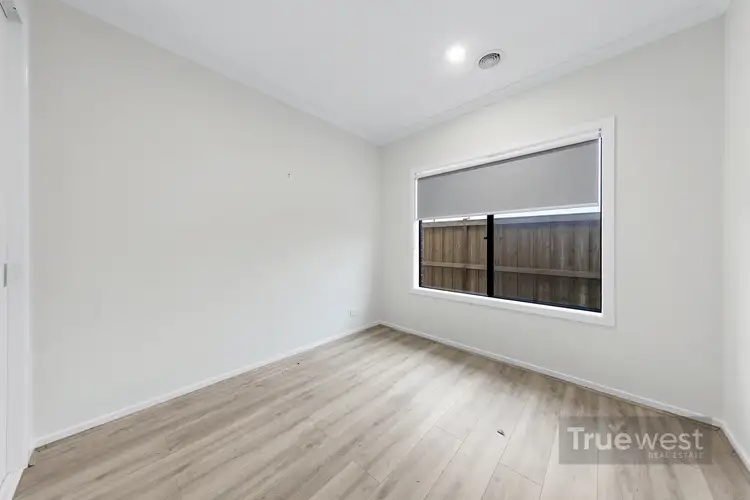 Sixth view of Homely house listing, 89 Paskas Drive, Fraser Rise VIC 3336