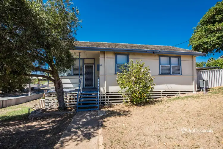 317 Banksia Street, Rangeway WA 6530
