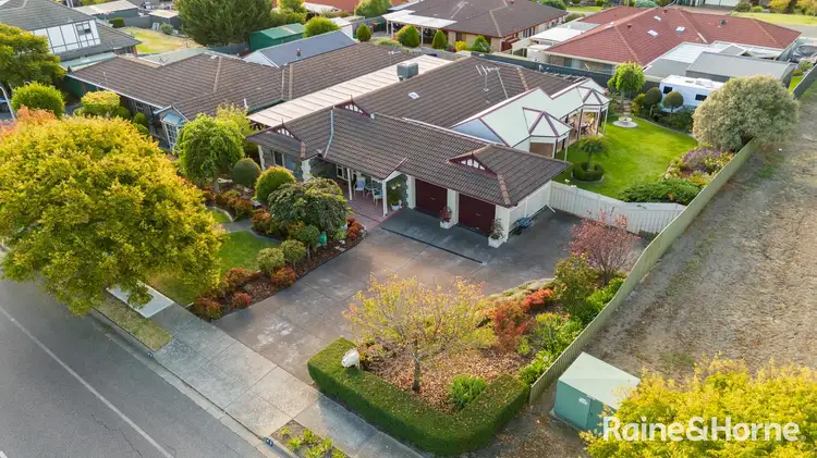 43 Equestrian Drive, Woodcroft SA 5162
