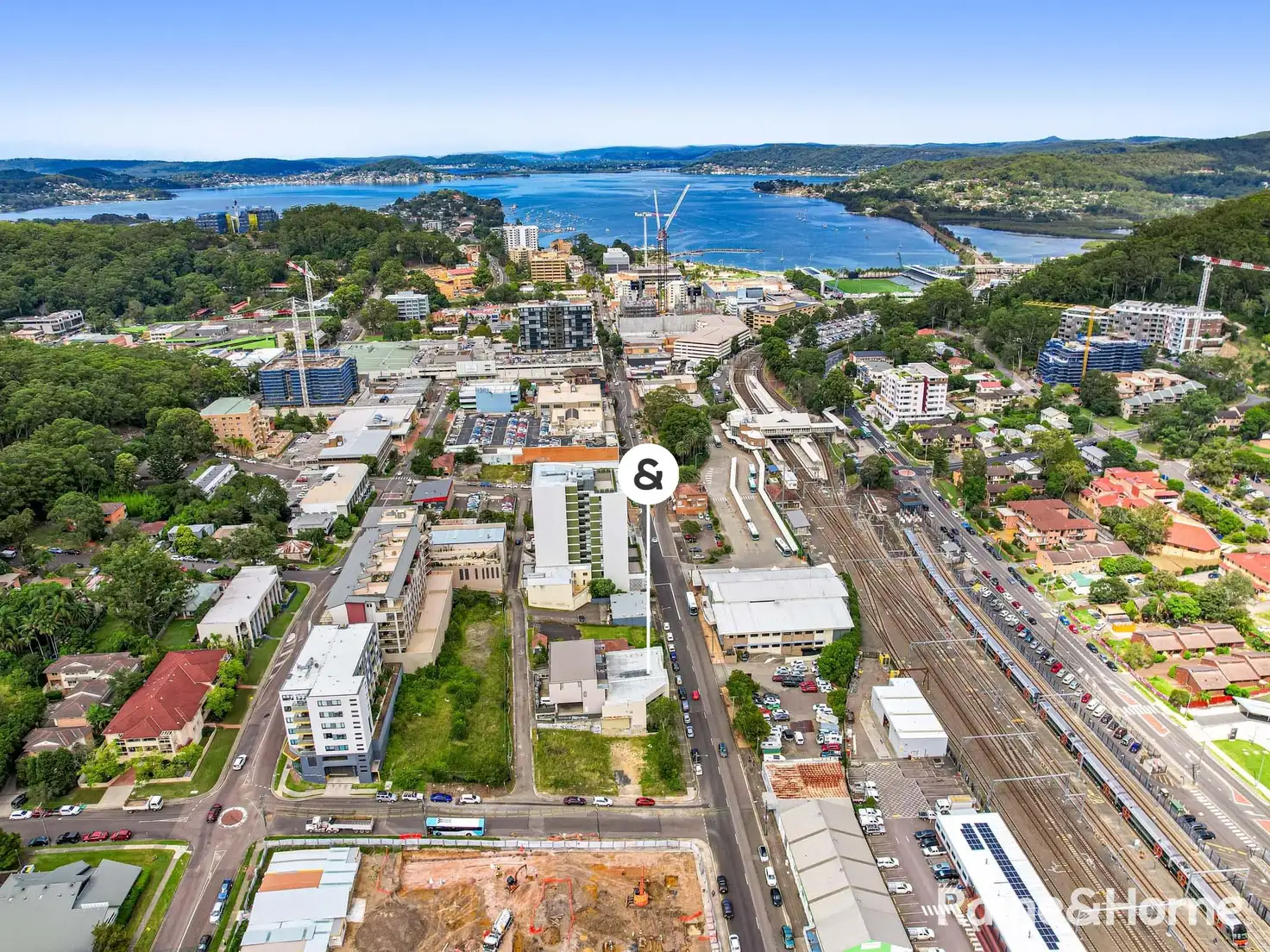 Main view of Homely apartment listing, 4/293-295 Mann Street, Gosford NSW 2250