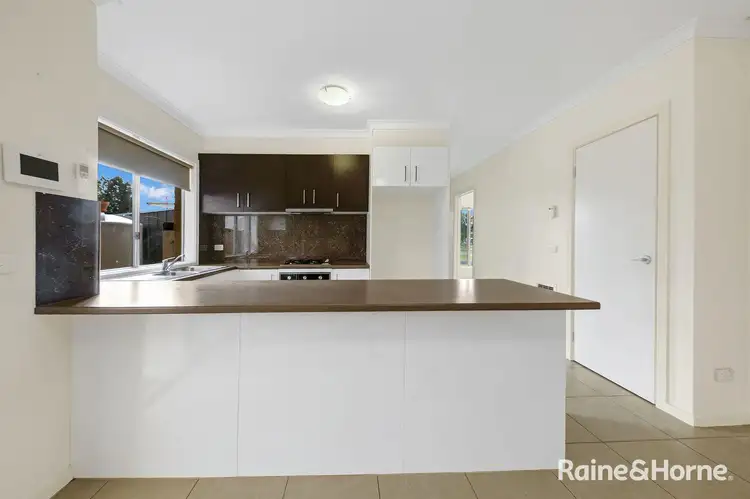 Fifth view of Homely unit listing, 1/3 fishburn grove, Harkness VIC 3337