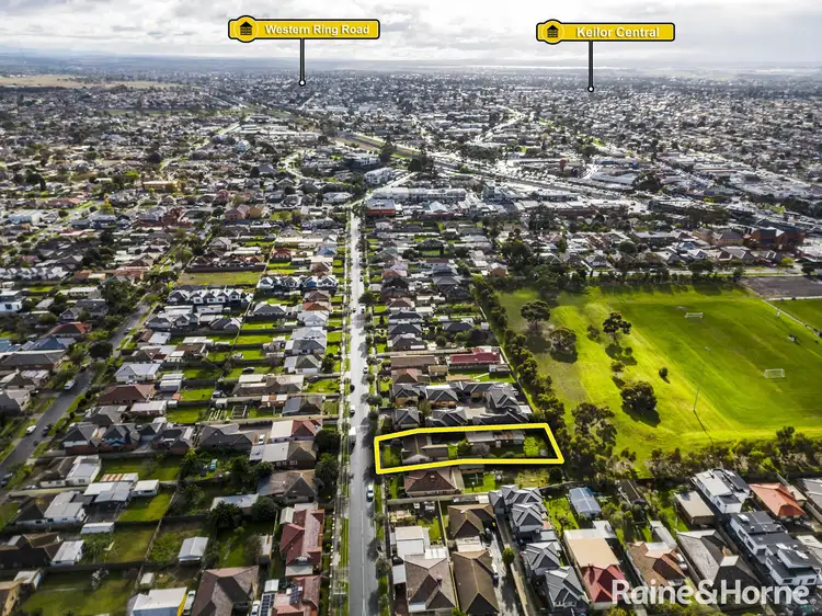 Second view of Homely house listing, 4 Glendenning St, St Albans VIC 3021