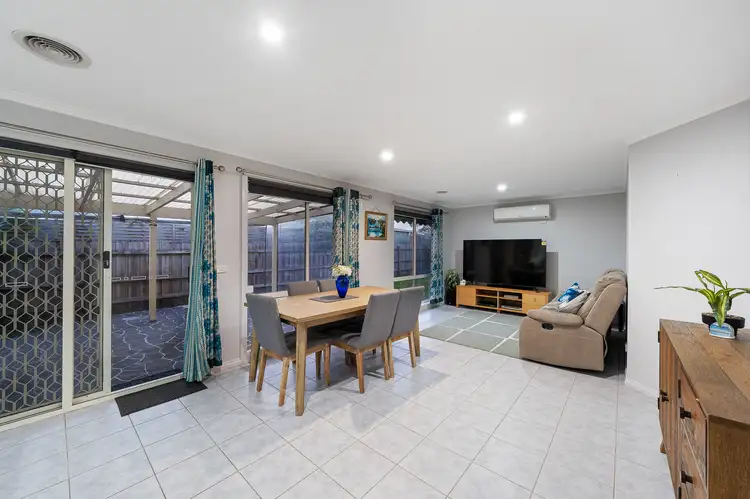 Fifth view of Homely house listing, 19 Glenaire Cres, Cranbourne West VIC 3977