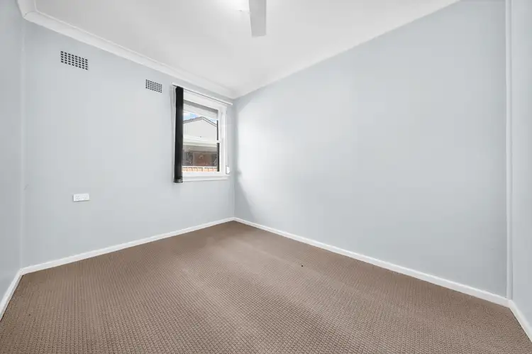 Fourth view of Homely house listing, 20 Lucena Crescent, Lethbridge Park NSW 2770