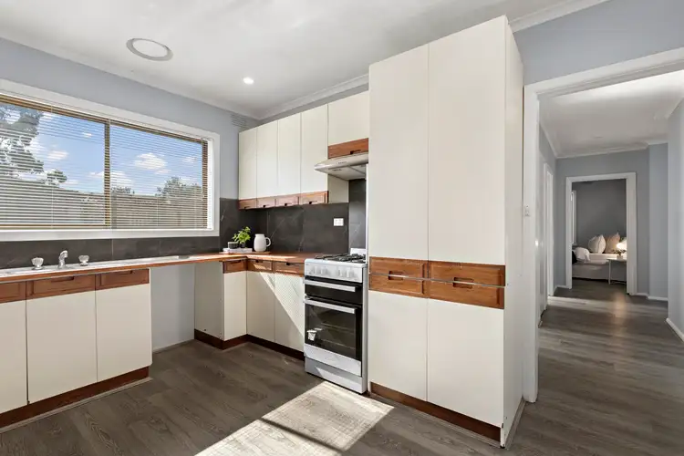 Third view of Homely house listing, 5 Earlsfield Court, Deer Park VIC 3023