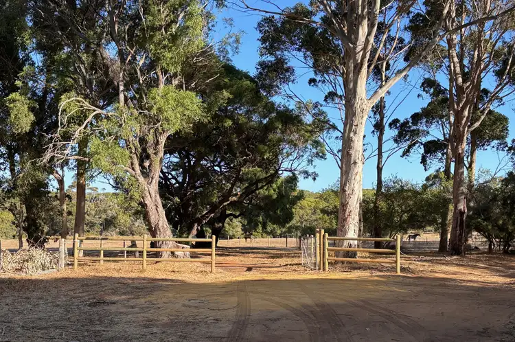 9569 (PL 582) Caves Road, Hamelin Bay WA 6288