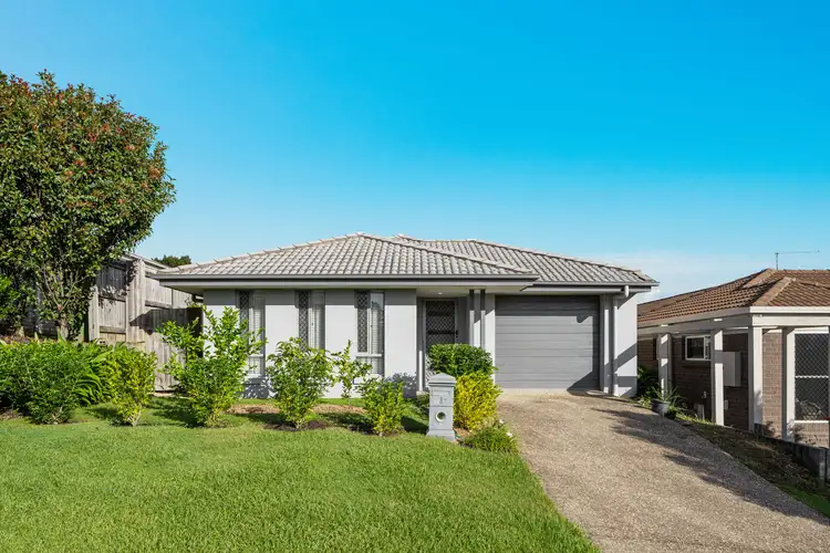 8 Steven Crescent, Pimpama QLD 4209