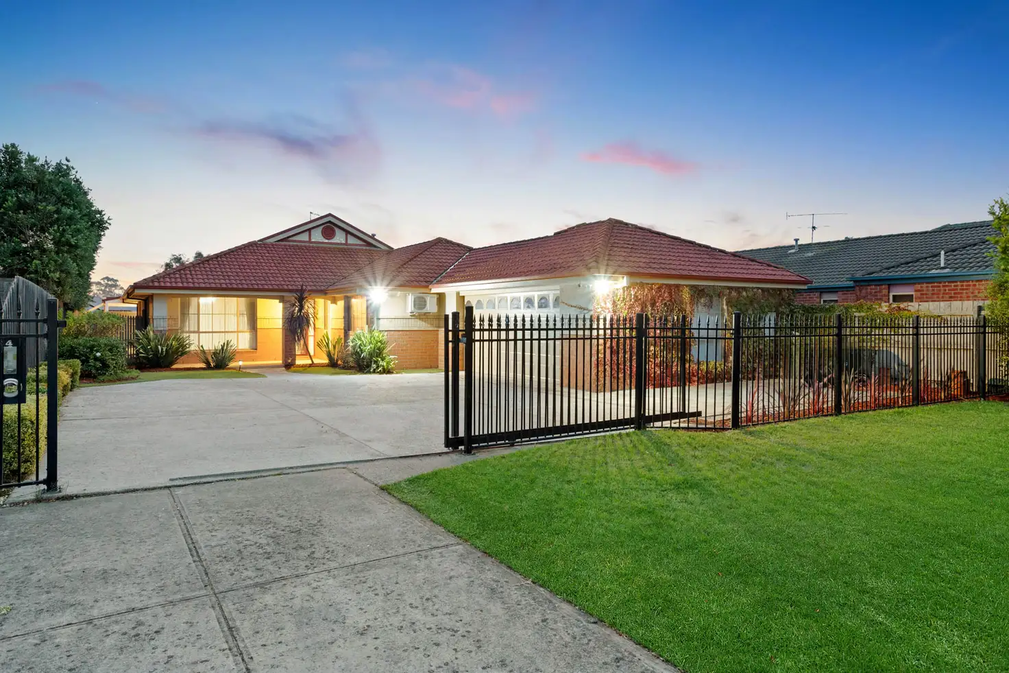 Main view of Homely house listing, 4 Giulia Place, Skye VIC 3977