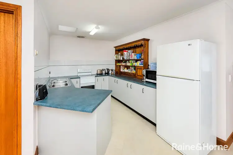 Sixth view of Homely house listing, 2/103 Wellington Road, Mount Barker SA 5251