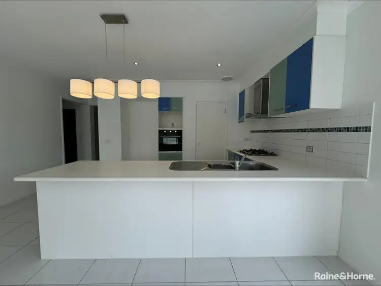 Sixth view of Homely house listing, 33 Kinglake Drive, Manor Lakes VIC 3024
