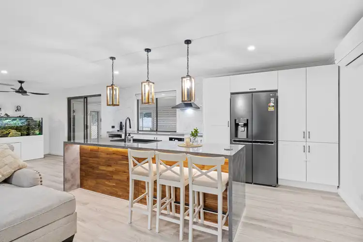 Sixth view of Homely house listing, 73 Alexander Drive, Highland Park QLD 4211