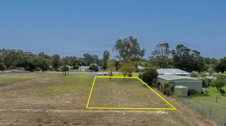 215 High Street, Violet Town VIC 3669