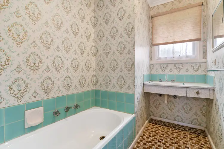 Fifth view of Homely house listing, 34 Ashleigh Avenue, Frankston VIC 3199