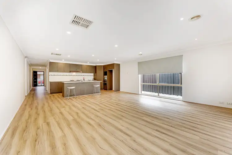 Sixth view of Homely house listing, 14 Girraween Crescent, Craigieburn VIC 3064