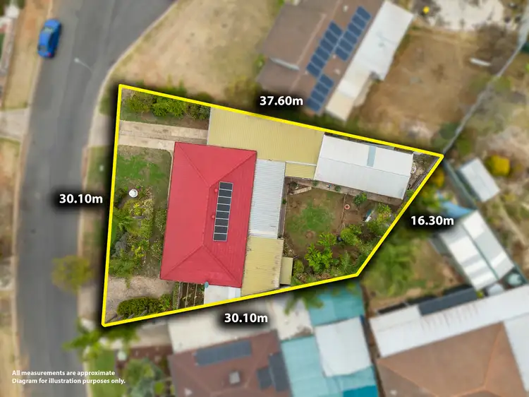 Second view of Homely house listing, 4 Lysle Court, Smithfield SA 5114
