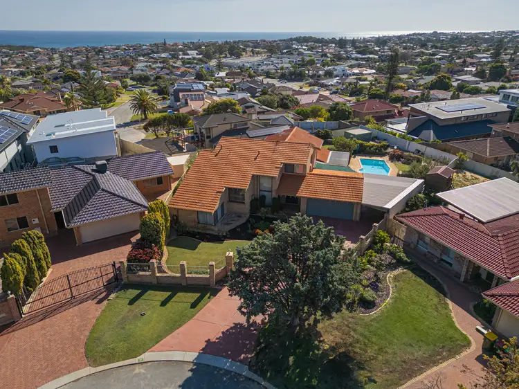 Fourth view of Homely house listing, 9 Dowel Court, Ocean Reef WA 6027