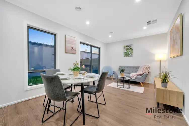 Fifth view of Homely house listing, 8 Lidar Walk, Tarneit VIC 3029