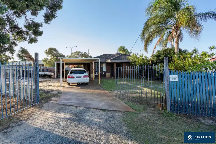 Second view of Homely house listing, 15 Cressida Way, Camillo WA 6111