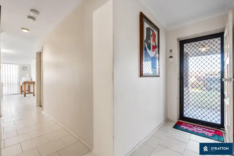 Fifth view of Homely house listing, 15 Cressida Way, Camillo WA 6111