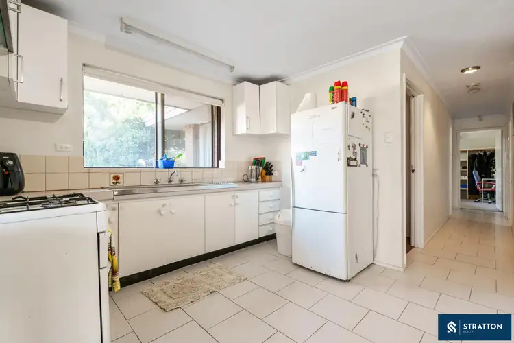 Sixth view of Homely house listing, 15 Cressida Way, Camillo WA 6111