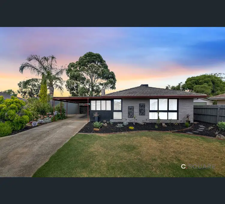 4 Berwick Place, Melton West VIC 3337