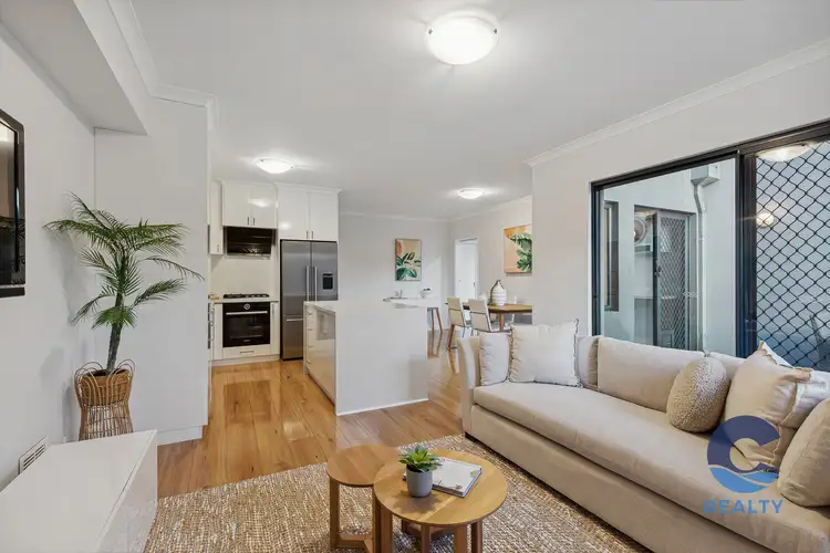 35 Rawlins Street, Glendalough WA 6016