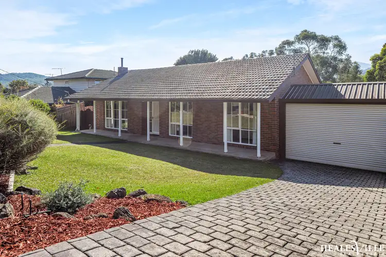 25 Mcgregor Avenue, Healesville VIC 3777