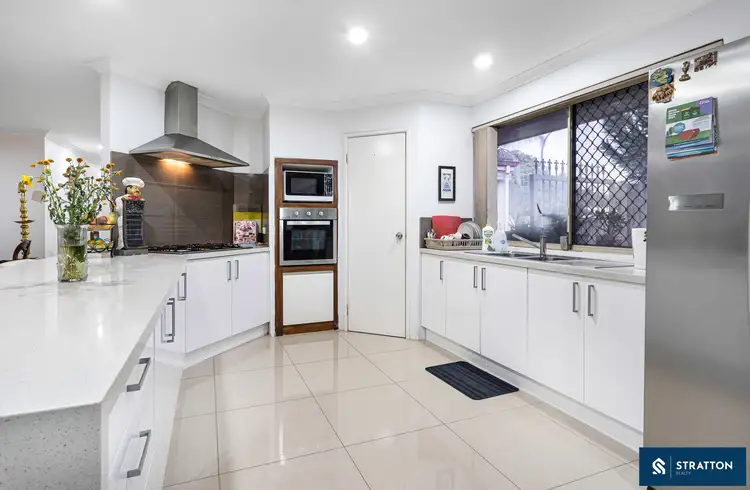 14 Beard Place, Queens Park WA 6107