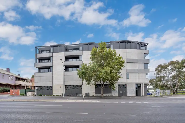 302/2B Ballarat Road, Footscray VIC 3011
