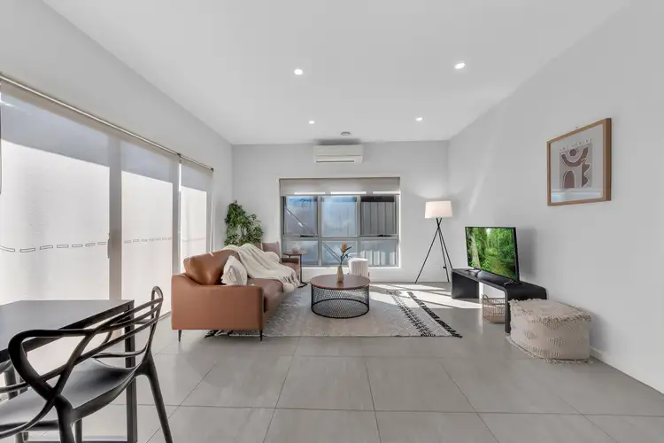 42A Gillingham Crescent, Craigieburn VIC 3064