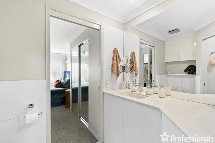 Sixth view of Homely unit listing, 30/5 Fourth Avenue, Burleigh Heads QLD 4220
