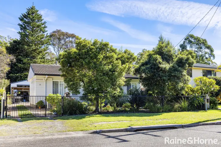 22 President Poincare Parade, Tanilba Bay NSW 2319