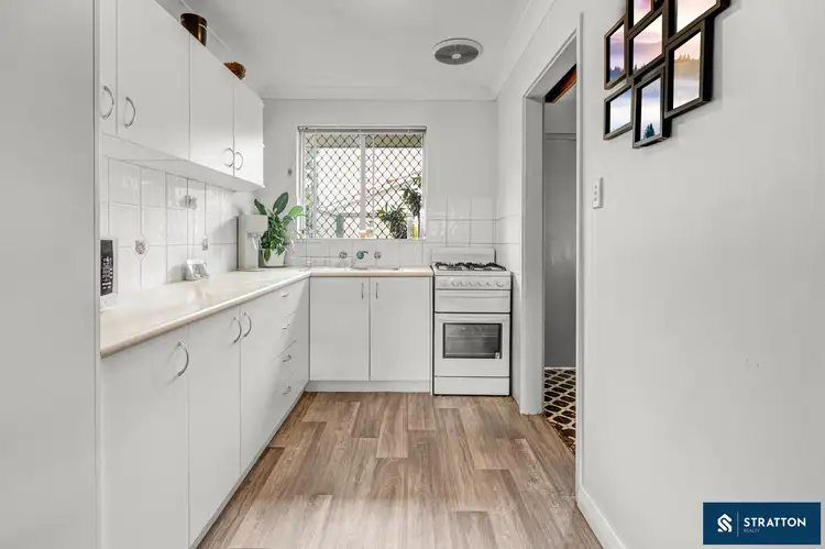 1/8 Toorak Road, Armadale WA 6112