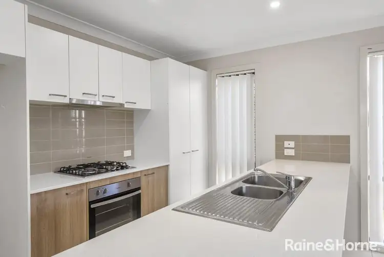 Fifth view of Homely house listing, 165 James Melrose Drive, Brookfield VIC 3338