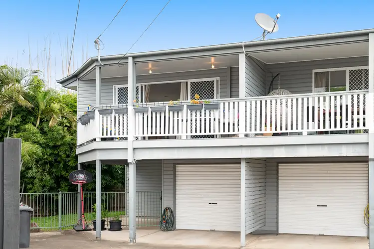 12 Leura Avenue, Hawthorne QLD 4171