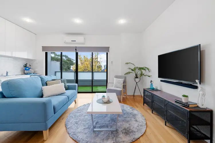 Main view of Homely townhouse listing, 61 Saxony Drive, Epping VIC 3076
