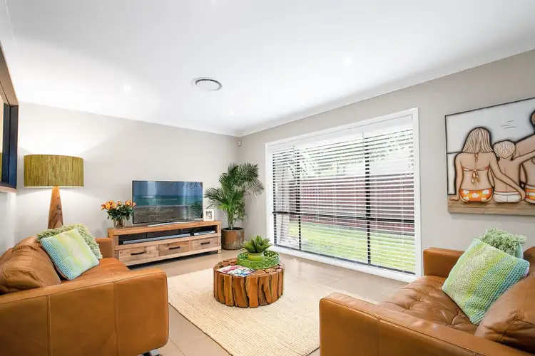 25 Kingfisher Way, Warriewood NSW 2102