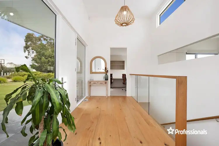 Third view of Homely house listing, 3 Edradour View, Hamilton VIC 3300