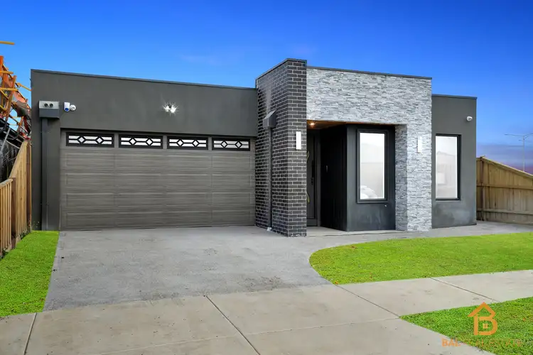 15 Copal Street, Mambourin VIC 3024